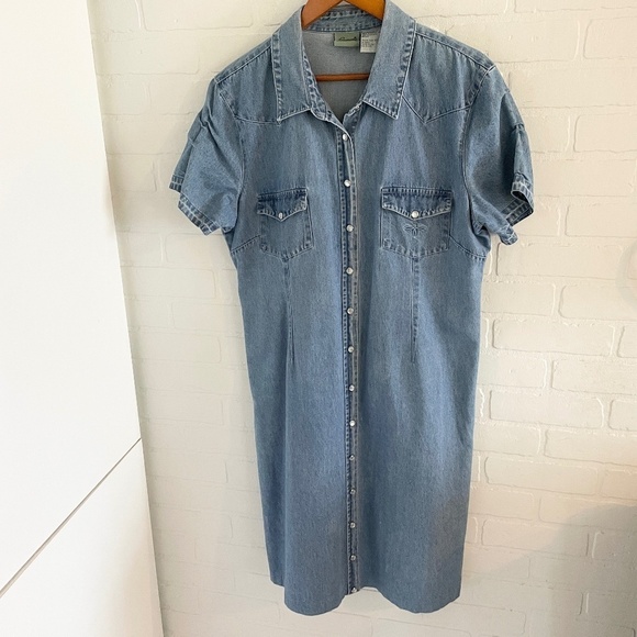 Vintage Mini Shirt Dress Snap down Denim Jean Light wash Embroidery Western XL - Picture 3 of 15